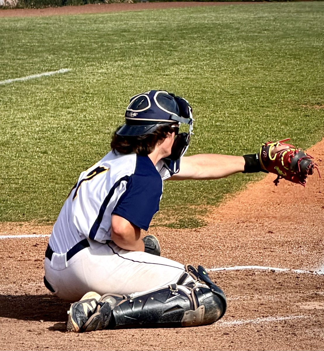 Mick7_Fan's tweet photo. Enjoyed getting to see my boy, @V_Mac_2 and watch @FDTCbaseball.  Met some great young men and cannot wait to get back to Florence to watch more Stinger Baseball!! https://t.co/UVHyfosDOb
