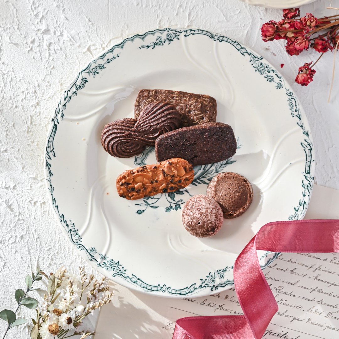 リンツ ショコラ カフェ・ブティック tweet media