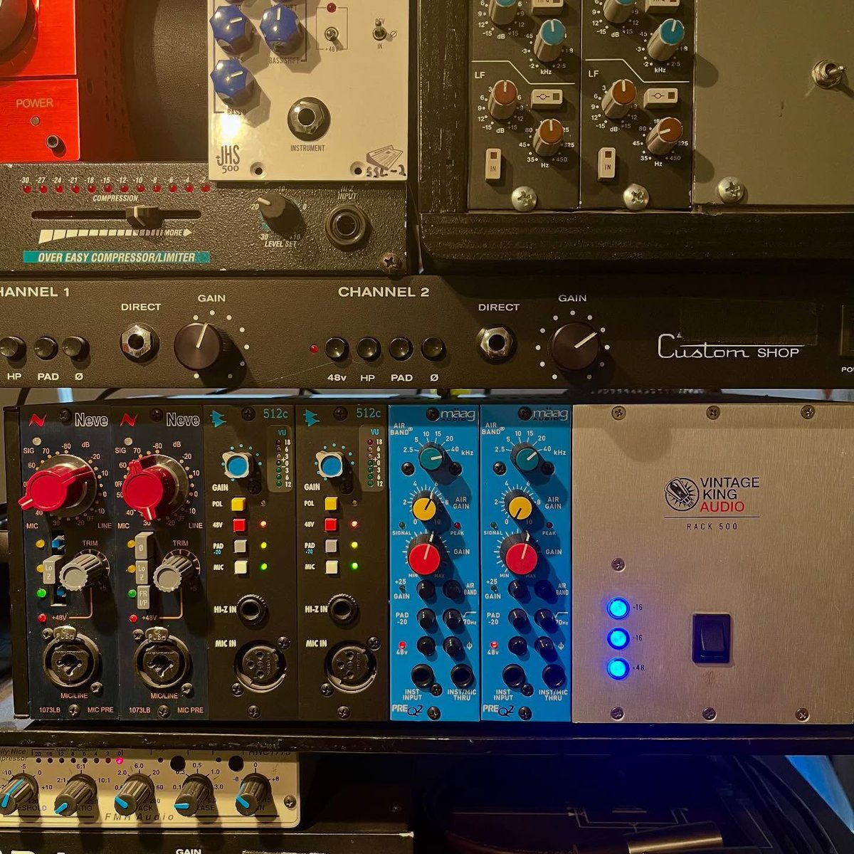maagaudio's tweet photo. Producer/engineer Ken Riley with the PreQ2 rackmount and PreQ2-500 mic preamps with EQ, proudly racked up and ready for the next session.

Learn more here: https://t.co/uW3NfaTLCL

#PreQ2500 #MaagPreQ2 #MicPre #500series #MusicProduction RecordingStudio https://t.co/L86yXnFzP8