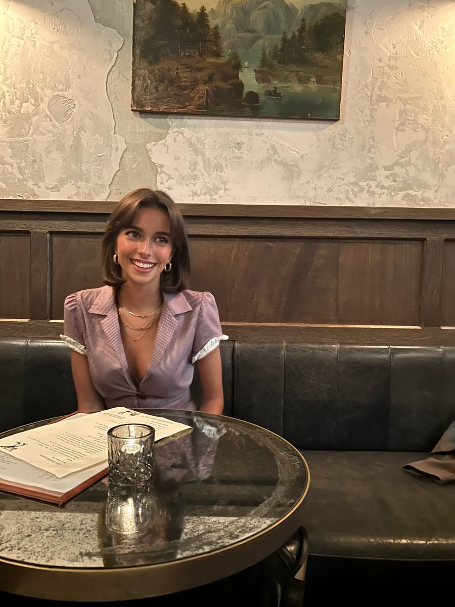 claudia roussel tweet media