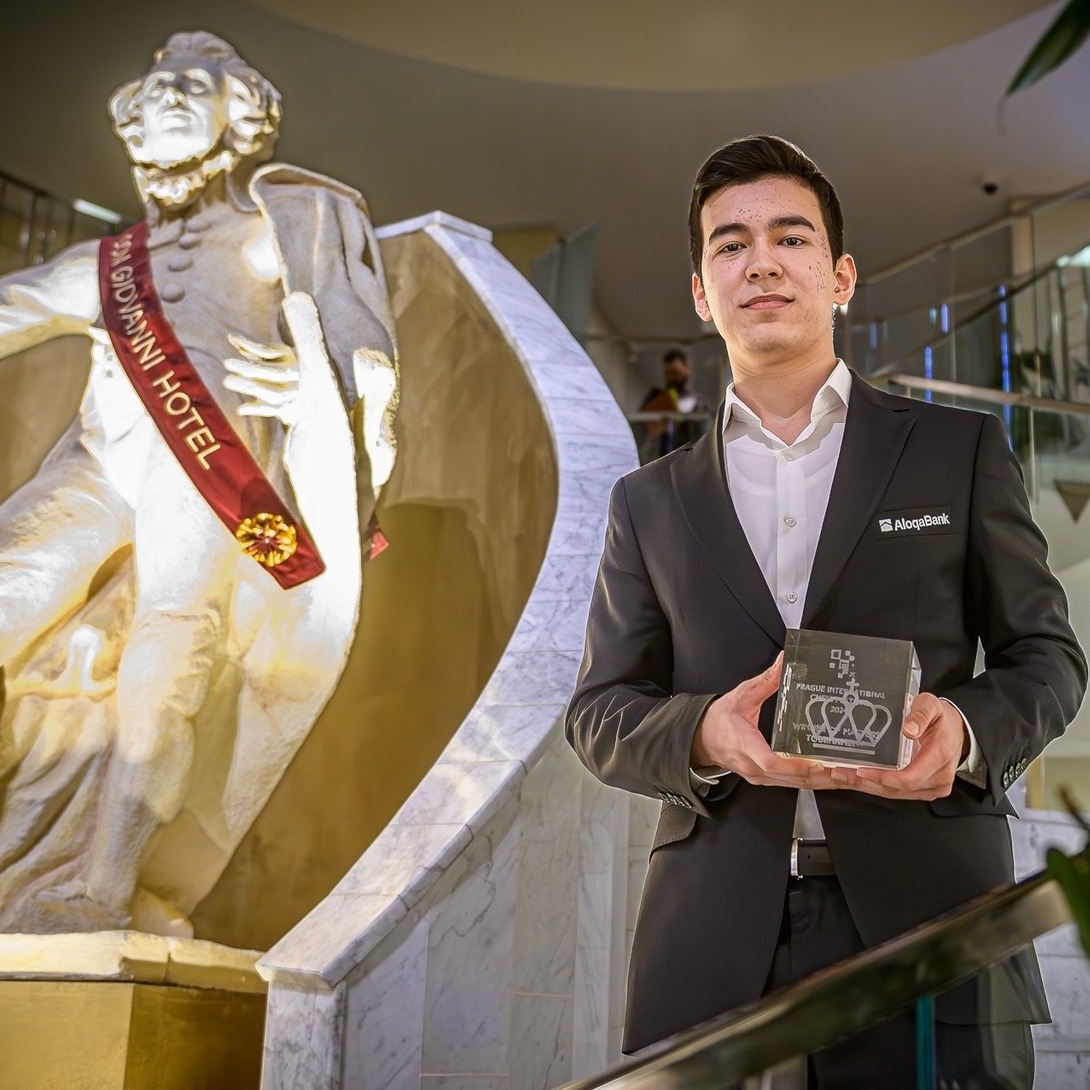 Niklesh Jain ♚♕♖♗♘♙ tweet media