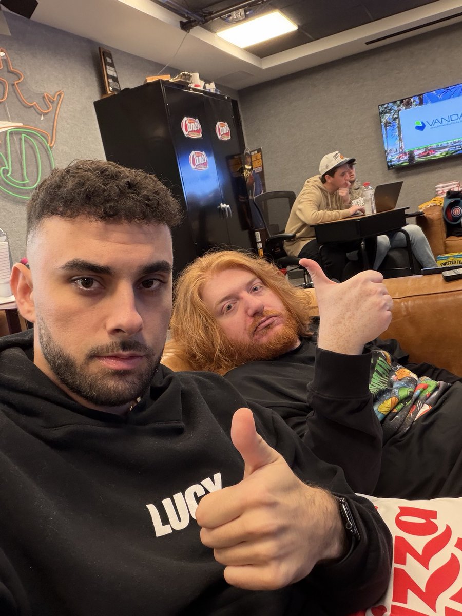 nickysmokess's tweet image. First full golf card in 3 years @Blutman27 @DKSportsbook 

Outrights:
Morikawa (+2000)
Aberg (+2800)
Straka (+5700)
Theegala (+8800)

R1L:
Straka (+6700)
Conners (+9600)

R1 Top 20
Castillo (+390)

Top 20:

Collin (+104)
Conners (+310)
Akshay (+190)
Min woo (+182)
Gotterup (+194)