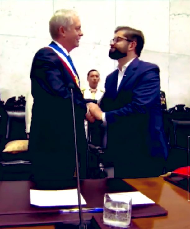 Trending Radio.cl ☕️🖤 tweet media