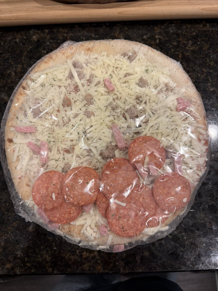 Spectra_Ghoul's tweet photo. Digiorno better count their days https://t.co/21Uaiu8XkO