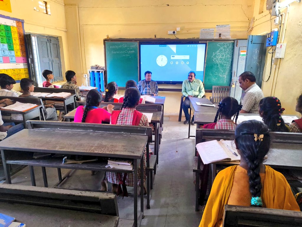 DistEdu_RR's tweet photo. As part of Prajapalana–Pragathi Pranalika, E. Naveen Nicolas, IAS, Director of School Education, along with DEO, R.R.D., conducted inspections on 11-03-2026 at MPPS Vityala and ZPHS Vityala, Farooqnagar (M) to review school functioning &amp; implementation of government guidelines. https://t.co/m0zOnDdZka