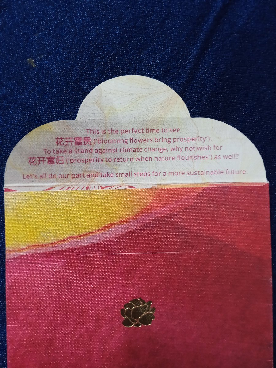 10sunshinegal's tweet photo. #YearOfFireHorse 🍀 for #Sagitarrius: my mum got receipt of our #RWA payment in #DBS (❤ #LiveMoreBankLess) #redpacket, coincidentally it's my parents 44th #weddinganniversary, knowing I'd like #sustainability on it she gave it to me with #luckymoney: crisp notes &amp; shiny coins :) https://t.co/QX2eR8TpLt