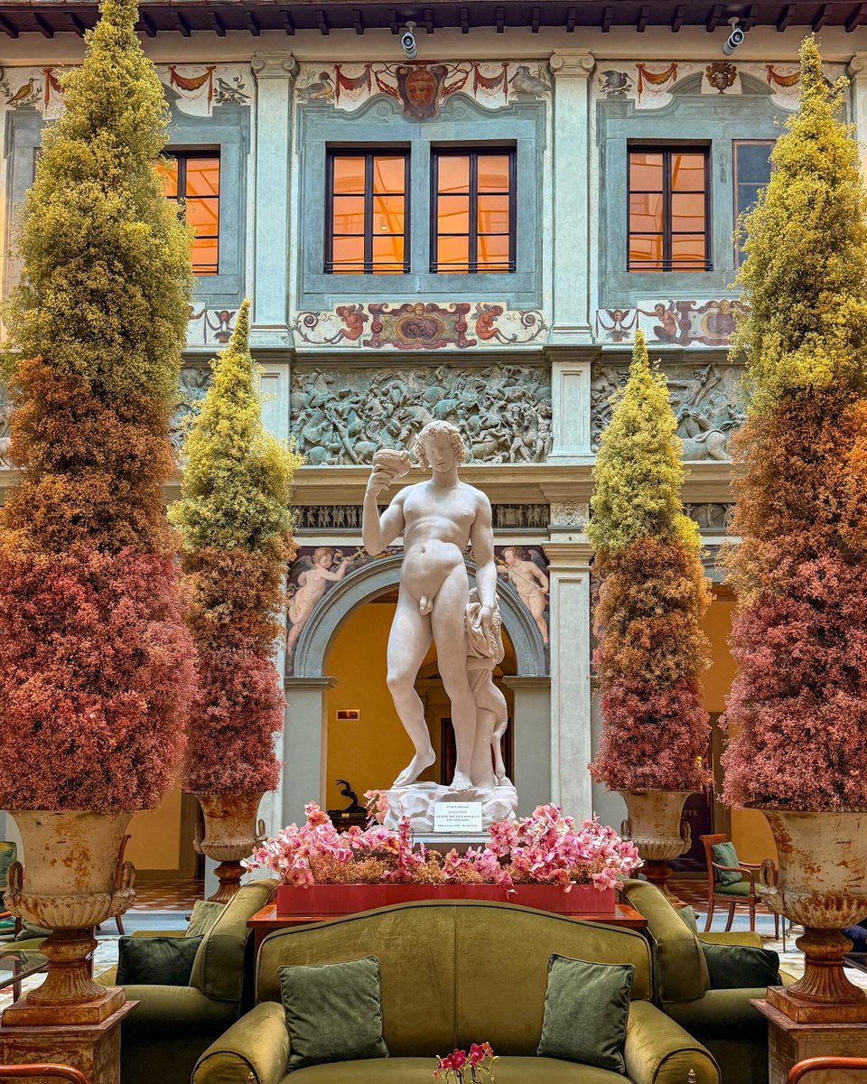 Four Seasons Firenze tweet media