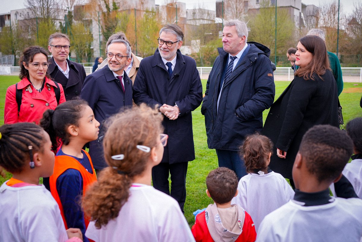 Olivier Faure tweet media