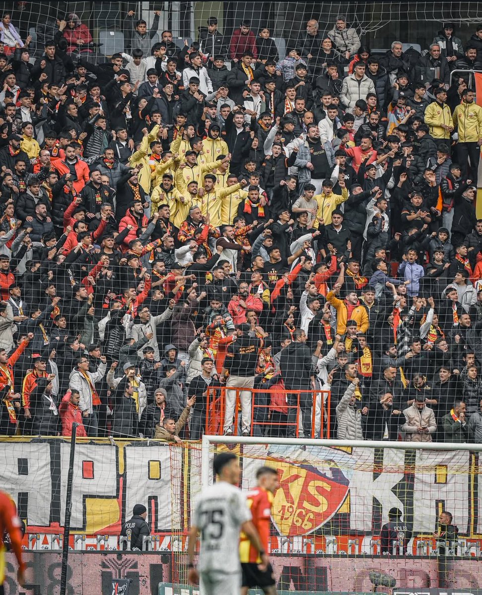 aliblt1966's tweet photo. #KayserisporunHakkıVar
#TetikçiHakemlereHayır https://t.co/YlendZoXug