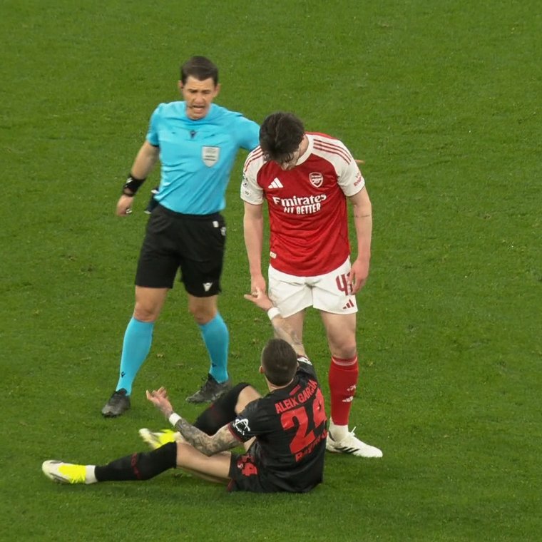 The Touchline | 𝐓 tweet media