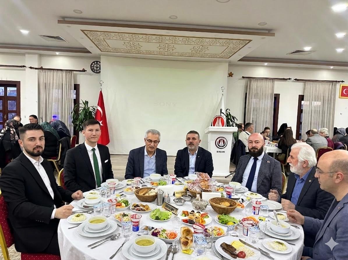 Şimali Kafkas Derneği tarafından düzenlenen iftar yemeğine, Sincan Belediye Başkanımız Sn. Murat Ercan ve Sincan Belediye Meclis Üyemiz Sn. Çağatay Tandoğan ile birlikte katılım sağladık.

Ramazan ayının birlik ve beraberlik ruhunun paylaşıldığı programda dernek üyeleri ve