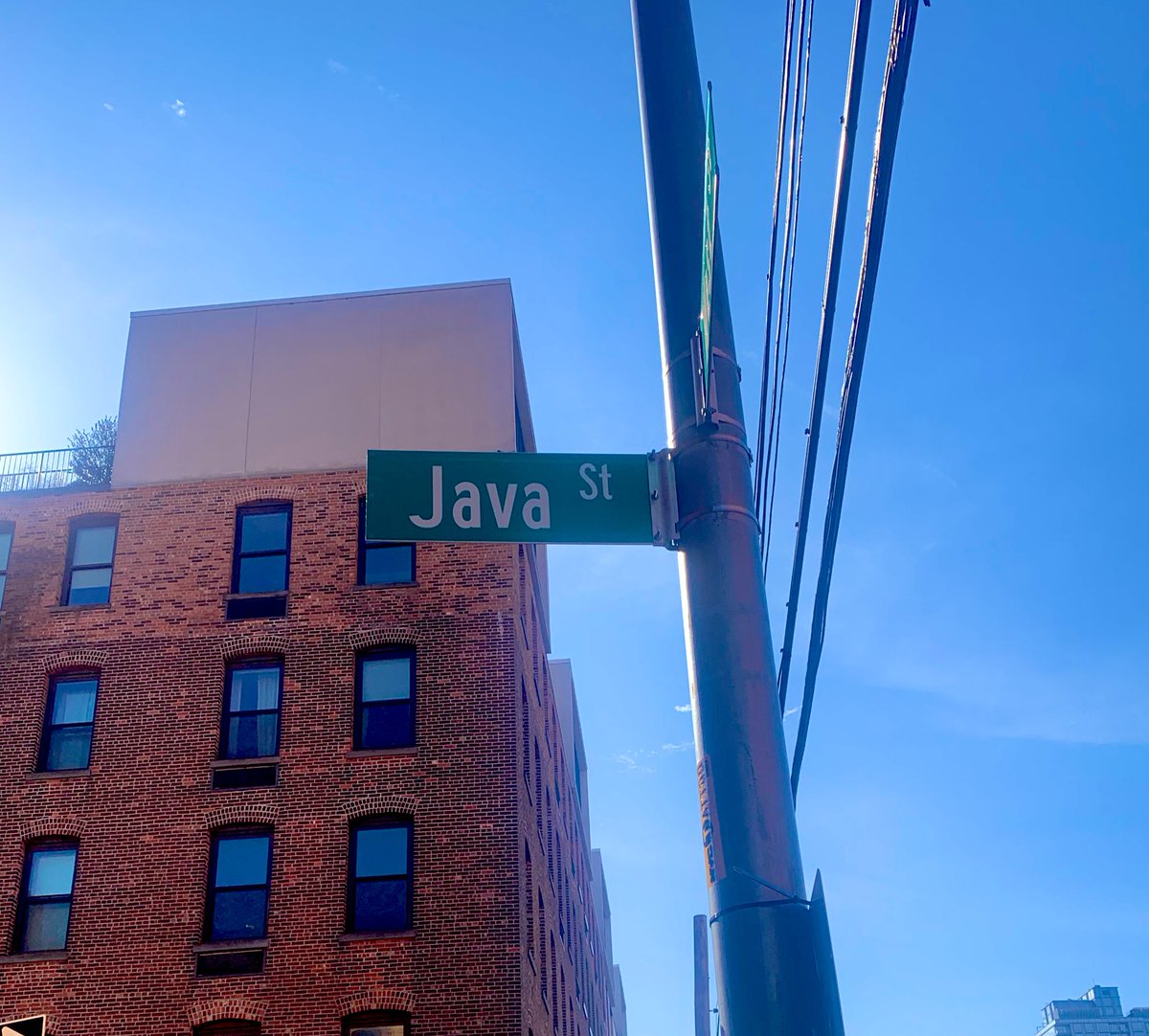 ياسين tweet media