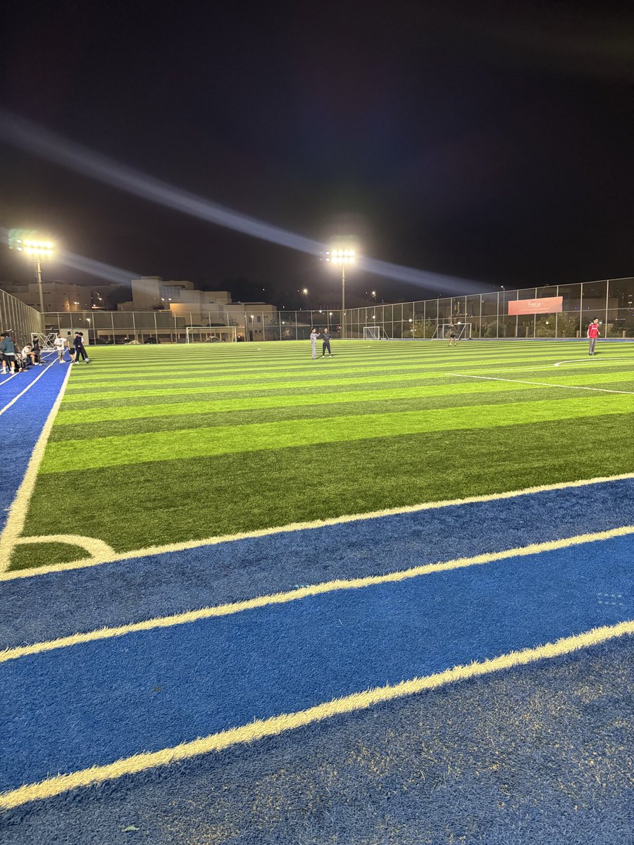 شهرين من العلاج الطبيعي واليوم الحمدلله العودة للملاعب 💙