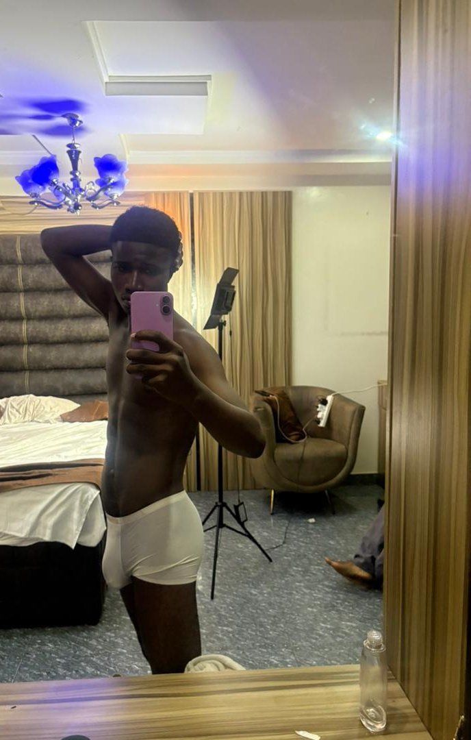 A fragrance called Morgan tweet media