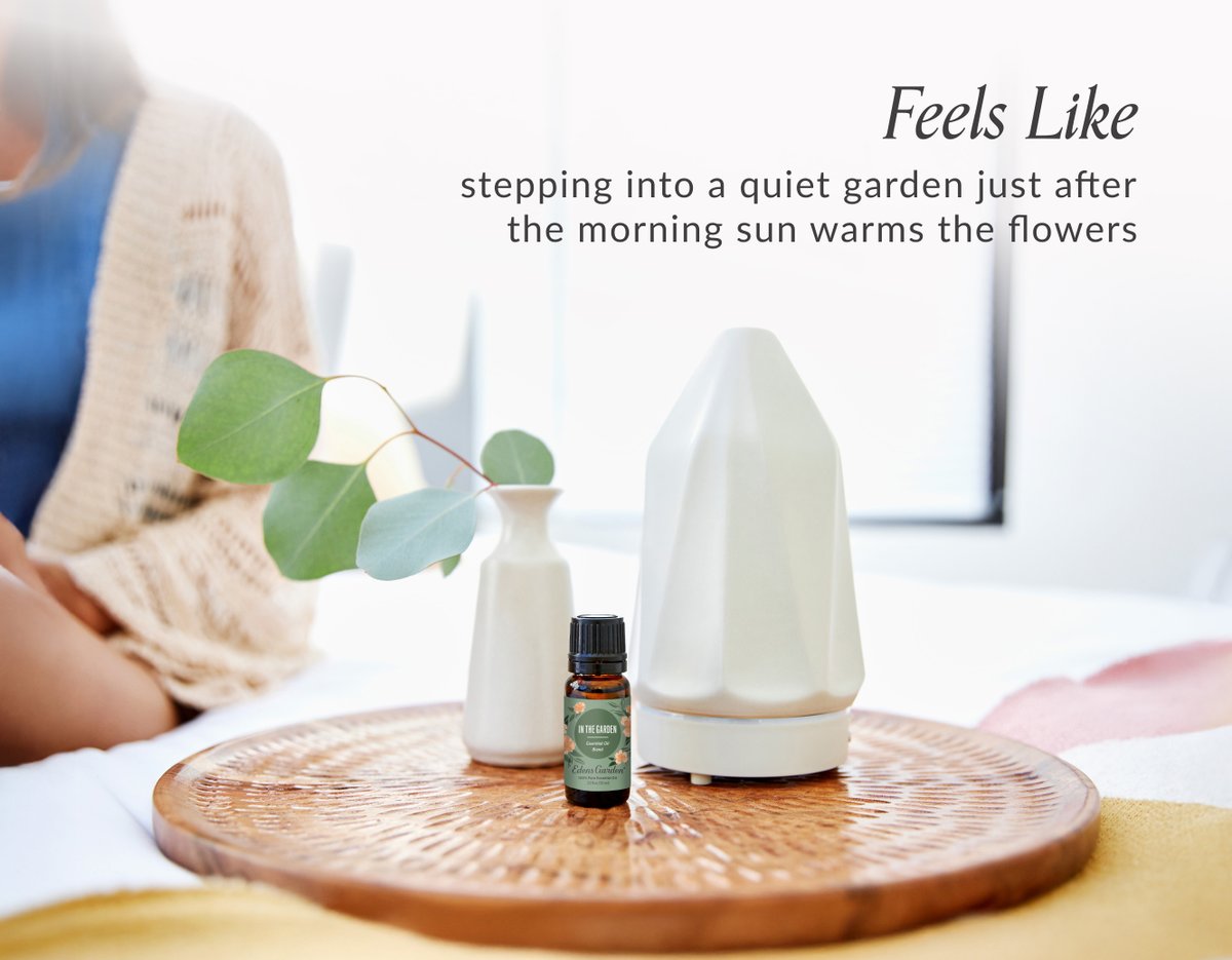 EdensGardenOils's tweet image. Lemon. Violet. Iris.

In The Garden pairs fresh citrus with soft florals for a serene #essentialoil blend inspired by blooming spring gardens. 🌿🌸

Shop Now ➙ tinyurl.com/3efz2w3b