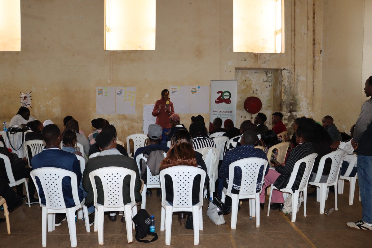 IsaacWanene1's tweet photo. Digital spaces should amplify democracy, not silence voices. I joined a community townhall in Kiambu County with @MzalendoWatch under the Democracy Decoded Circle to discuss the intersection of TFGBV and digital democratic participation. Safe online civic engagement is essential. https://t.co/QW3XRQzr1H
