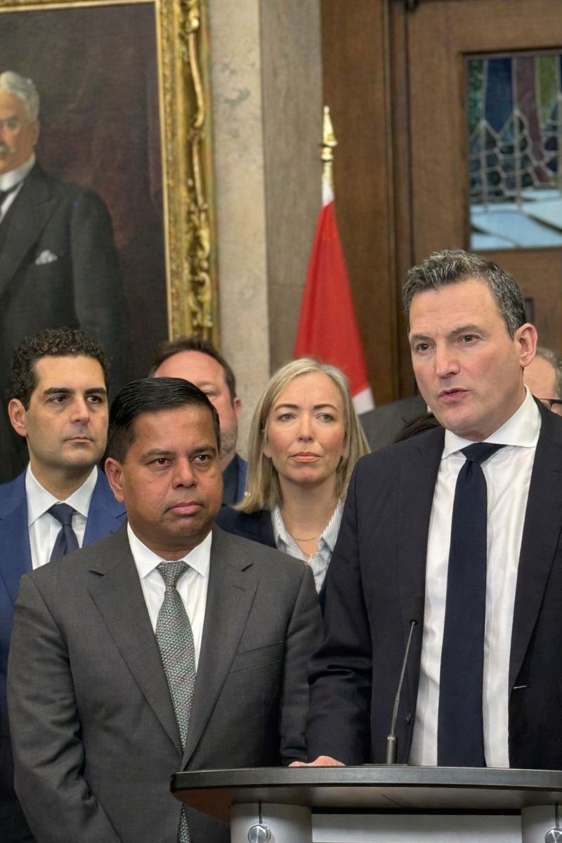 Vince Gasparro tweet media