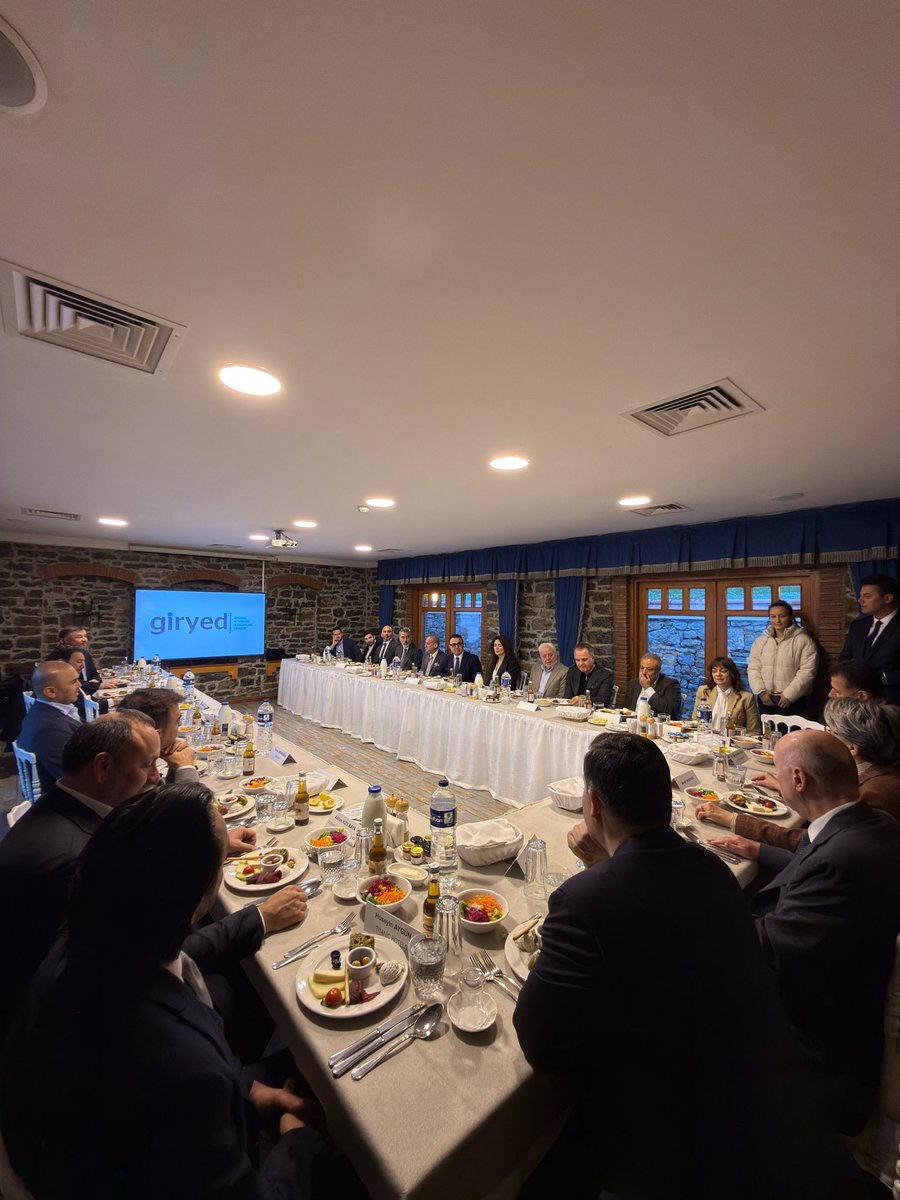 Burak Akburak tweet media