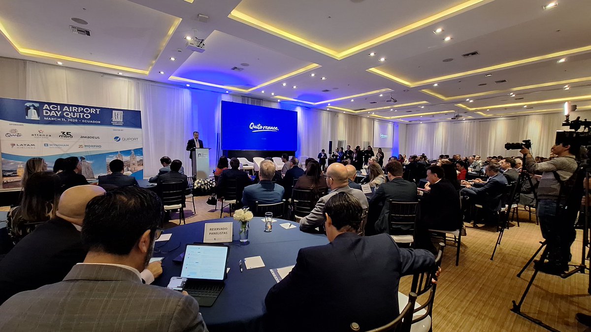 EPM Aeropuerto de Quito tweet media