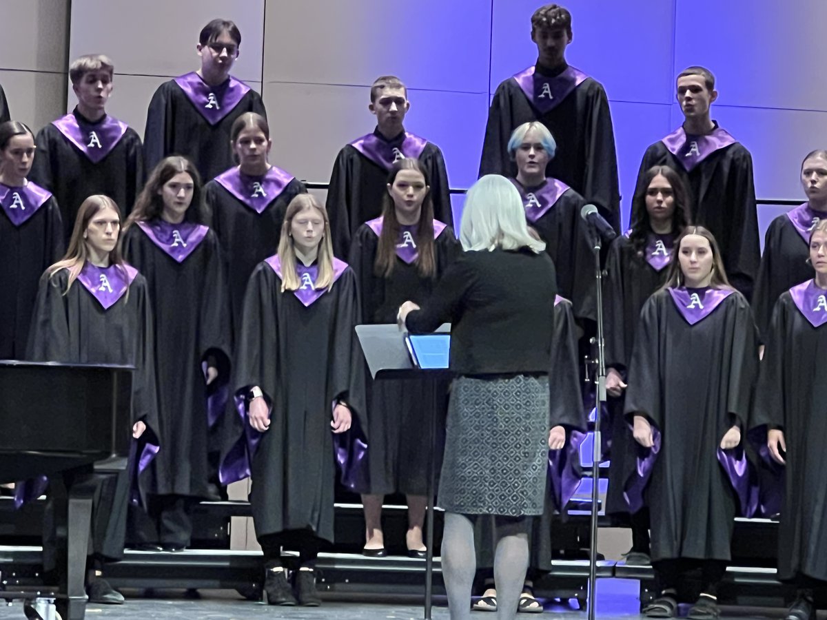 ISD745's tweet image. 🎶Congratulations to the Albany Concert Choir who earned a Superior rating at the Granite Ridge All-Conference Large Group contest this morning! Way to represent our program so well!  #PurplePride 💜