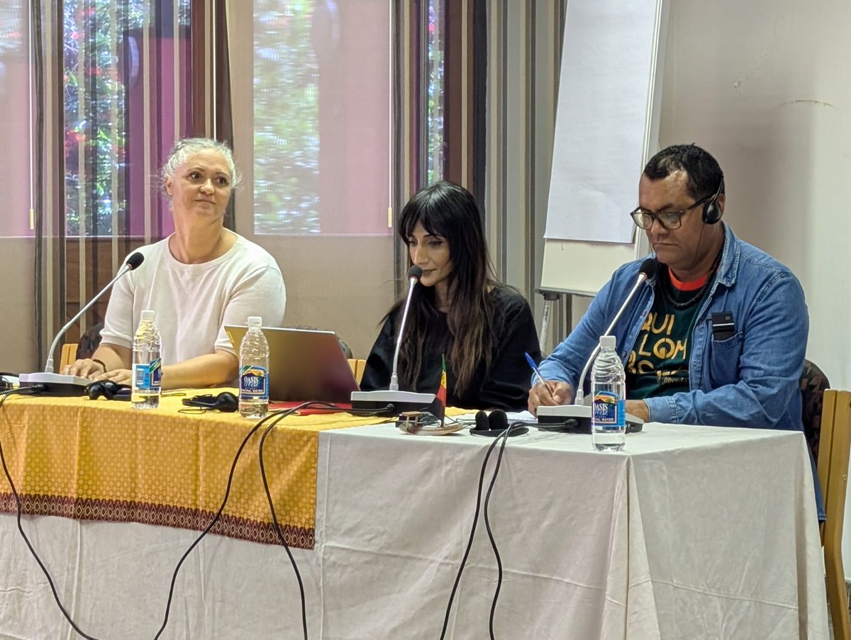 Mining Affected Communities United in Action tweet media