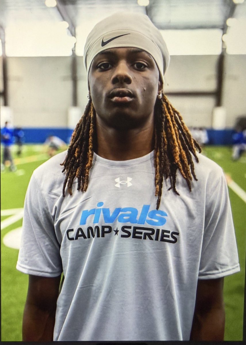 Dylan Thomas tweet media