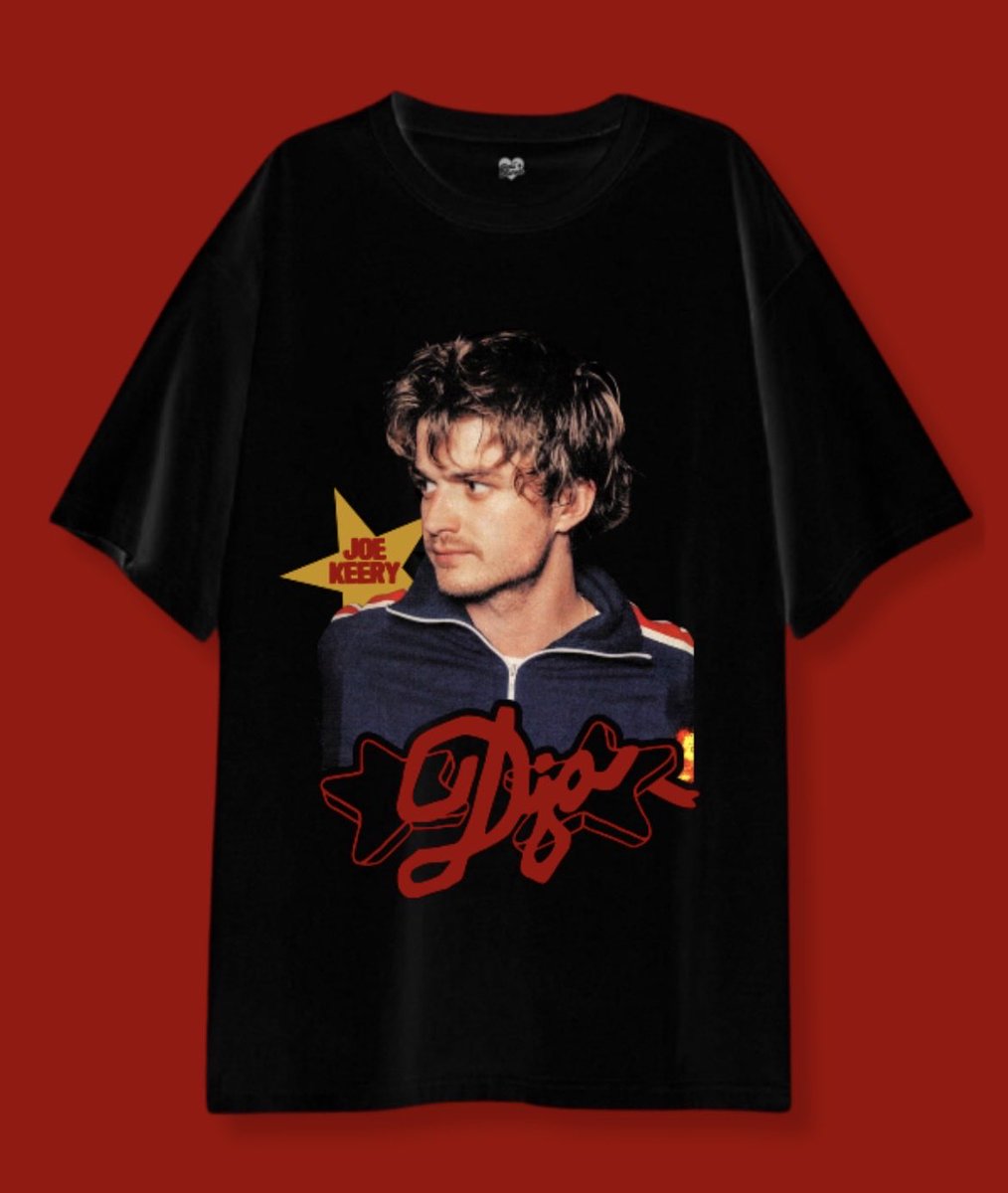 mariacmcfly's tweet photo. @rolismerch Quisiera esta remera y usarla mañana y el viernes para verlooo, es el amor de mi vida ❤️ https://t.co/3GJtQRxyMZ