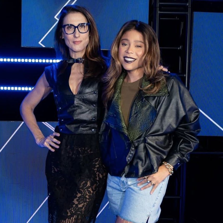 UpdateCharts tweet media