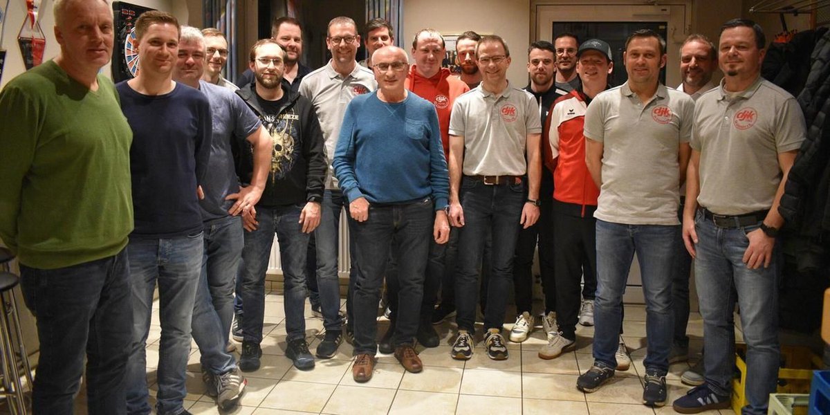 DJK-SV bestätigt Vorstand 
 ... standen unter anderem die Teilnahme am Festzug beim Feuerwehrjubiläum in Trautmannshofen,  ...  Kinder und Jugendliche sind ..., ab der B-Jugend besteht die erweiterte Spielgemeinschaft mit Lauterhofen

nn.de/region/neumark…