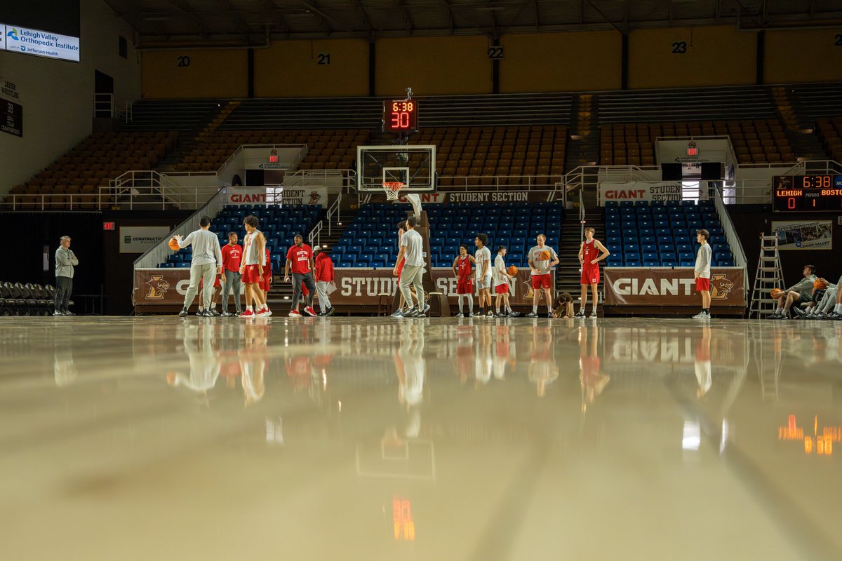 BU Men's Basketball tweet media