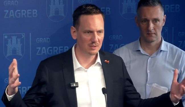 Lupiga.Com tweet media