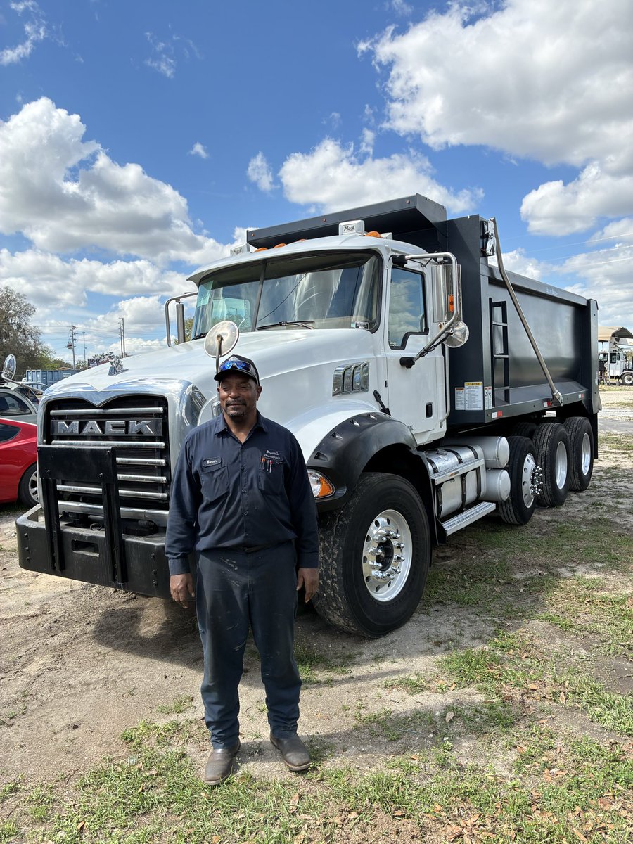 impextrucks's tweet photo. SOLD 🎉

Congratulations to Davis Site Prep on their new 2016 Mack GU713 Dump Truck!

IMPEX International Truck Sales, Inc. 

🌐 Click here to see our website inventory:
https://t.co/bo1wDwJbvi

✅  All Trucks DOT Certified ✅

Financing available 💸

☎️ Call us now ! 
(352) 351 - 3323

#trucksforsale #dumptrucks #trucks #mack