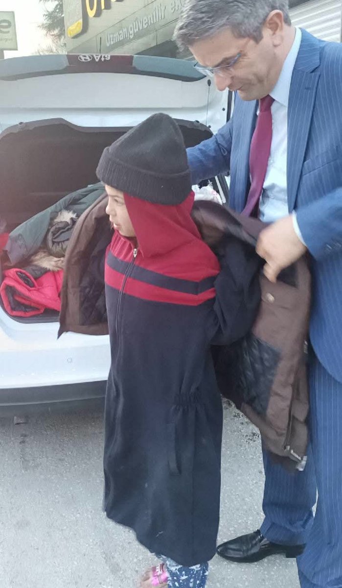 İnsan insanı yarasından tanır..