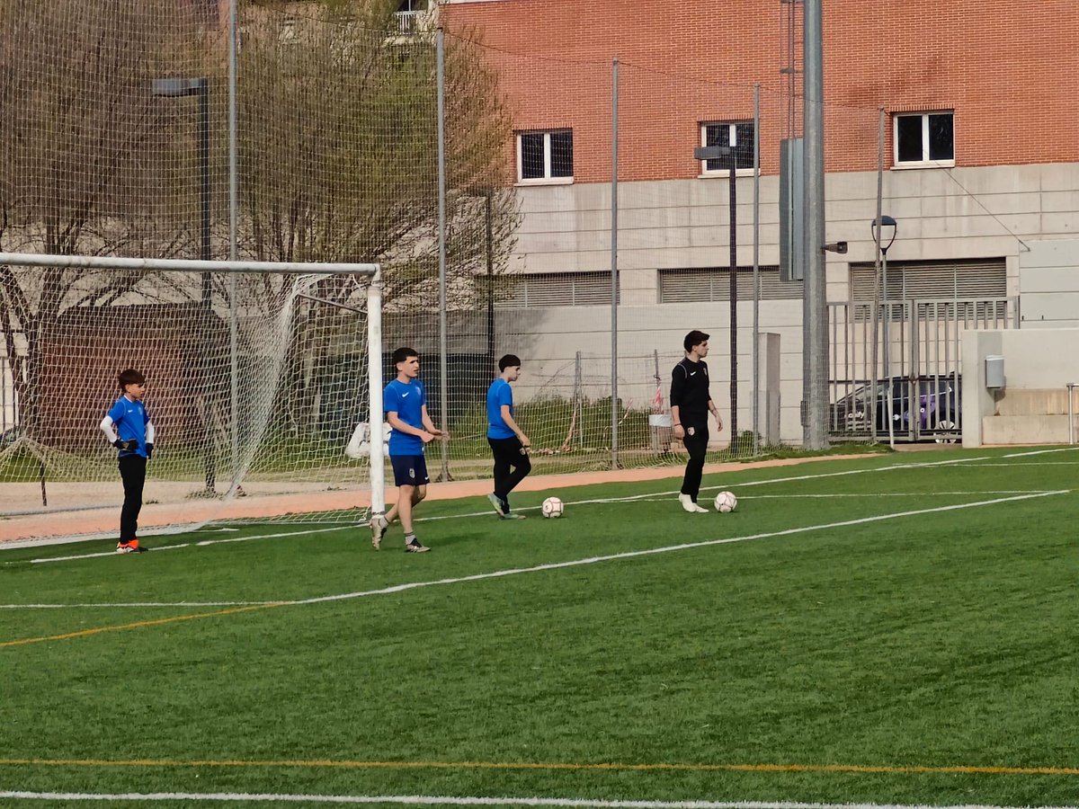 Comité y Escuela de Entrenadores de la RFFM tweet media