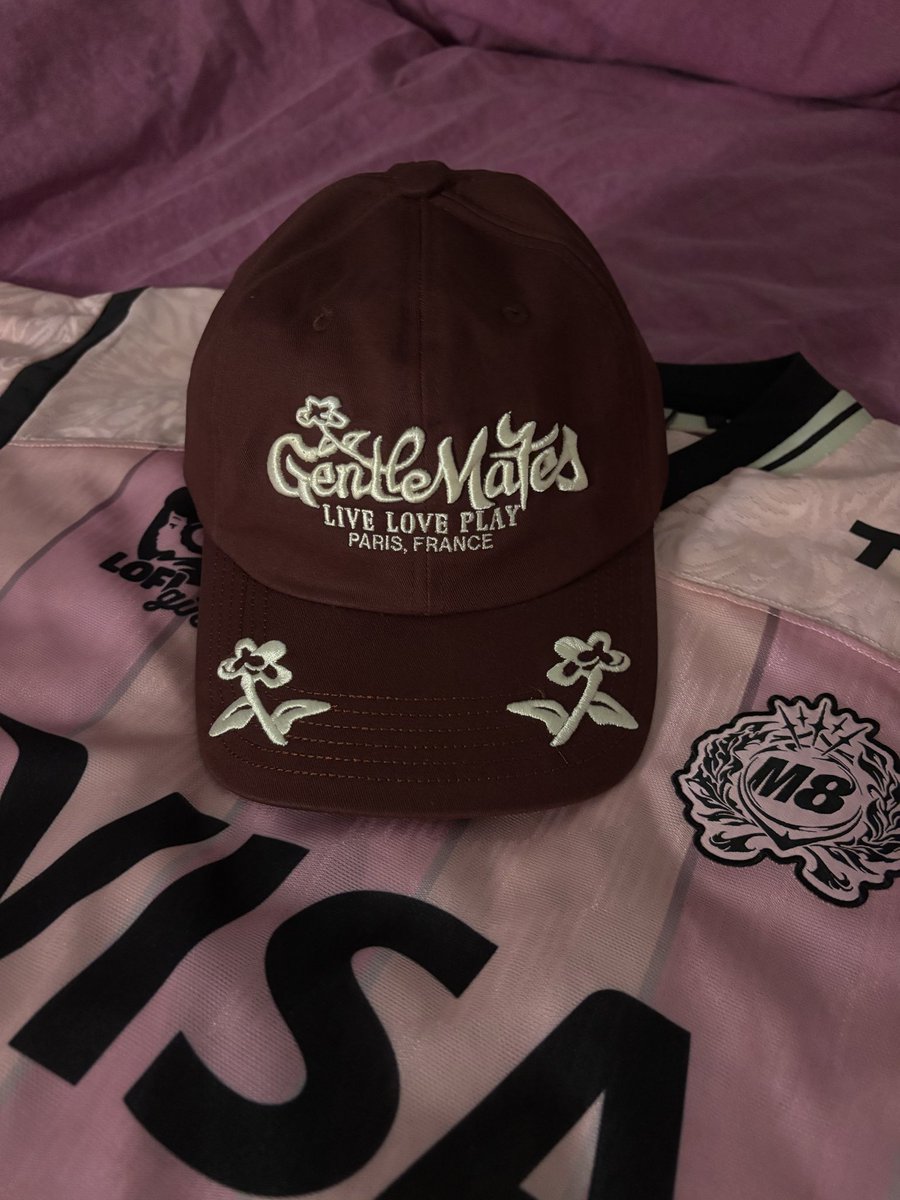 M8 Ǝlsa ⭐️ tweet media