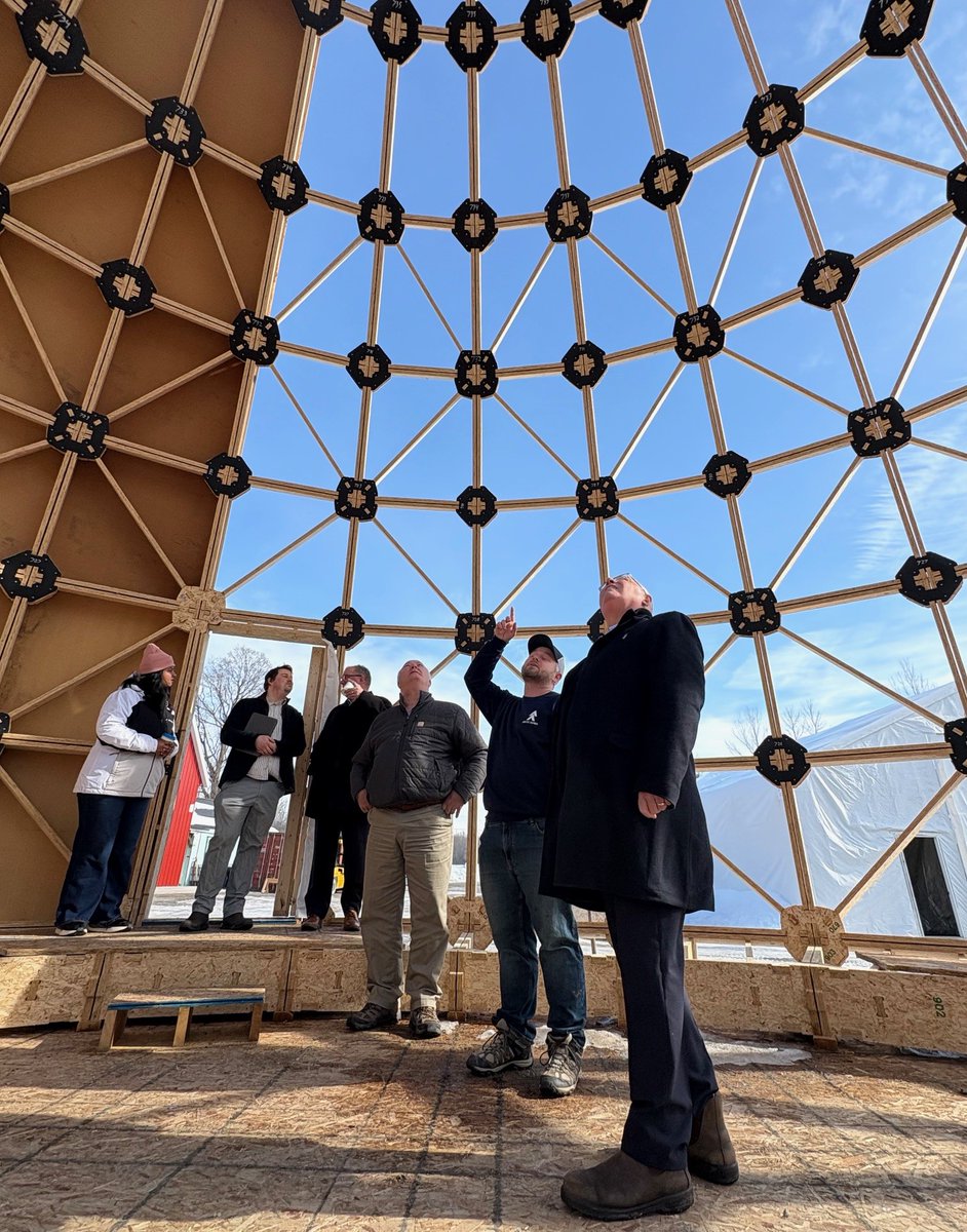 Steve Clark tweet media