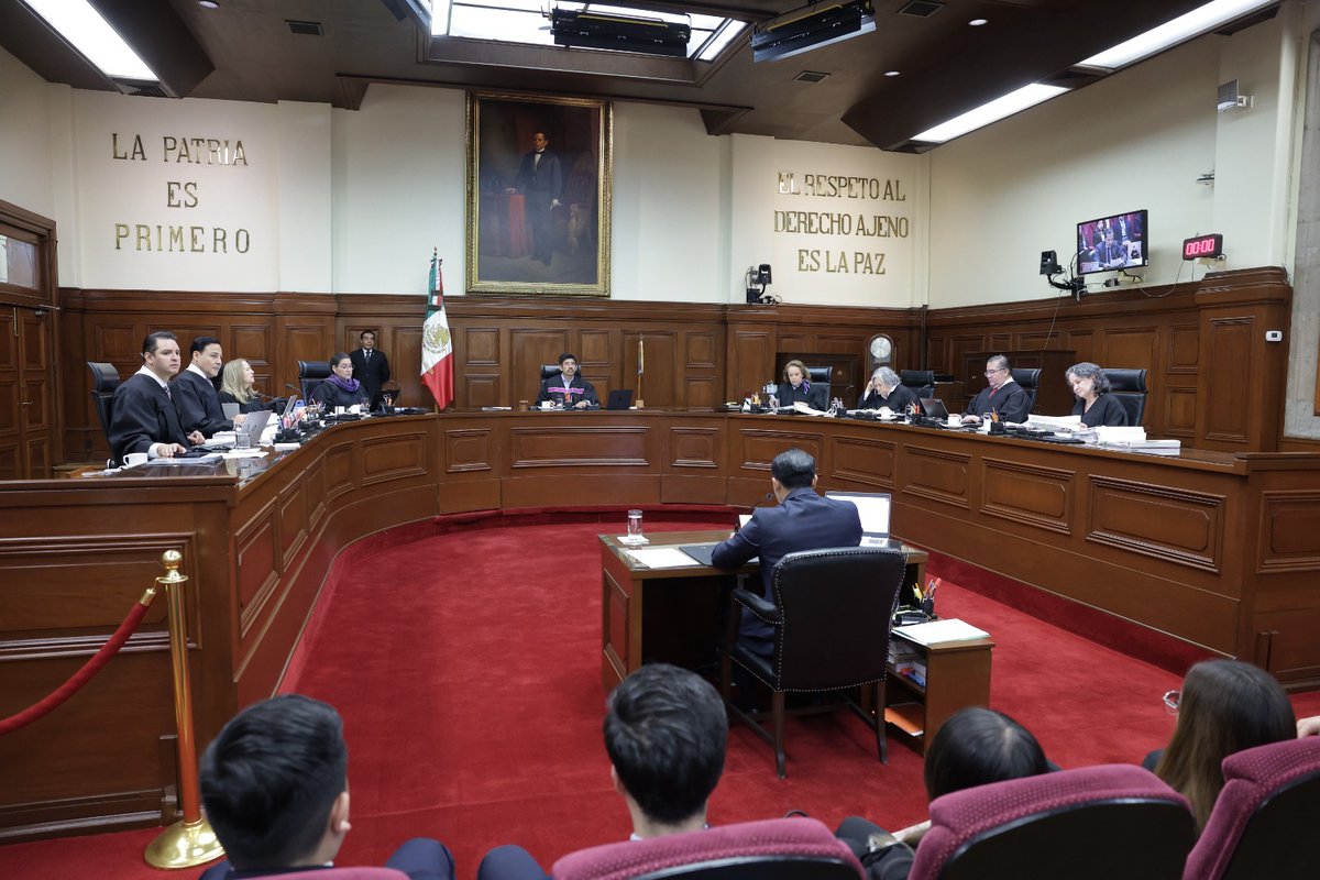 🚨#ÚltimaHora I La #SCJN avaló las penas agravadas por robo con violencia y robo en transporte público en el Estado de México.

✅El Pleno concluyó que imponer sanciones más severas es constitucional, porque estos delitos no solo afectan el patrimonio, sino también generan