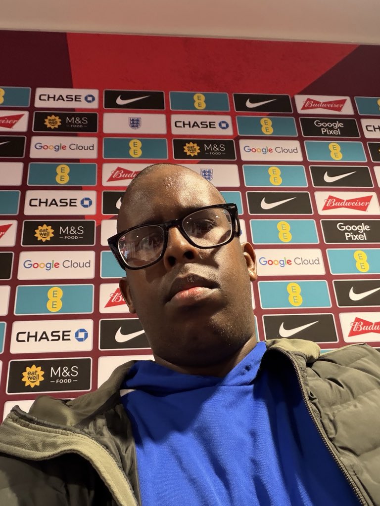 fan (Chelsea) tweet media