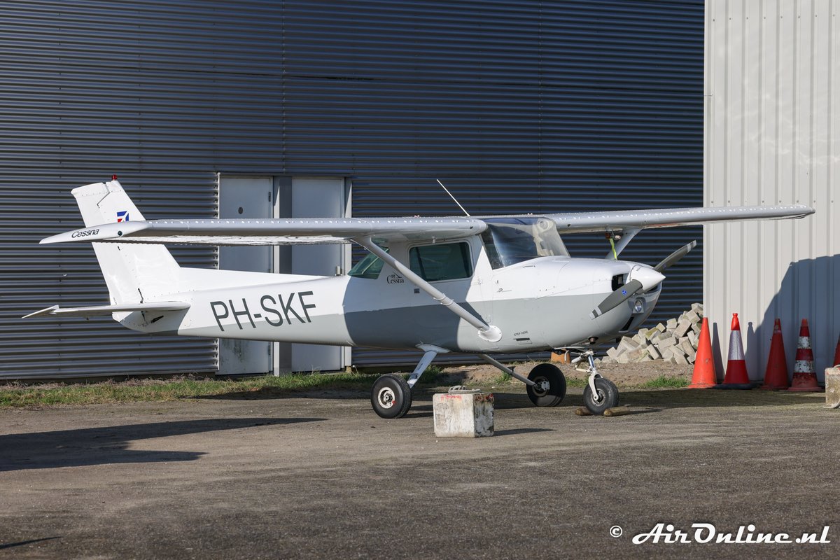 AirOnline.nl tweet media