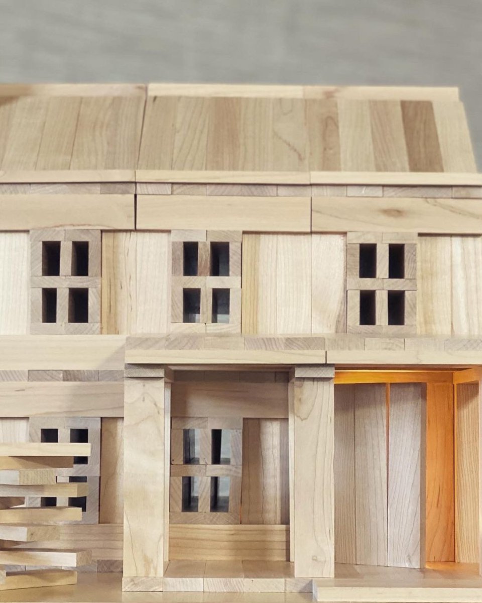 KEVAplanks's tweet photo. Don't miss this open door 🚪👇

Grab your free PDF step-by-step tutorial to learn how to build windows and doors
Comment OPEN and we'll send you a DM with the PDF link 🤩

Proudly made in the USA 🇺🇸
Shop now at https://t.co/IsWtSOtsuw

#kevaplanks #buildingtutorials #stemplay https://t.co/DMQv7G2ald