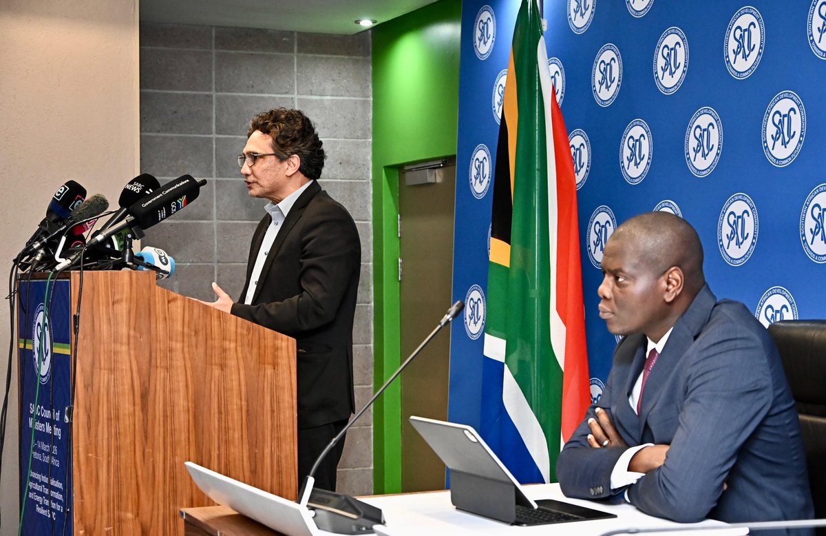DIRCO_ZA's tweet photo. Minister Lamola was supported by the Director-General of DIRCO, Mr Zane Dangor and the Acting Chief of State of Protocol, Mr Clayson Monyela.
#DIRCOMediaBriefing
#ForeignPolicy https://t.co/vyzw6FOlyw