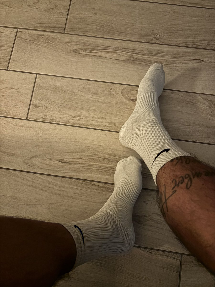 Millenovecento83 tweet media