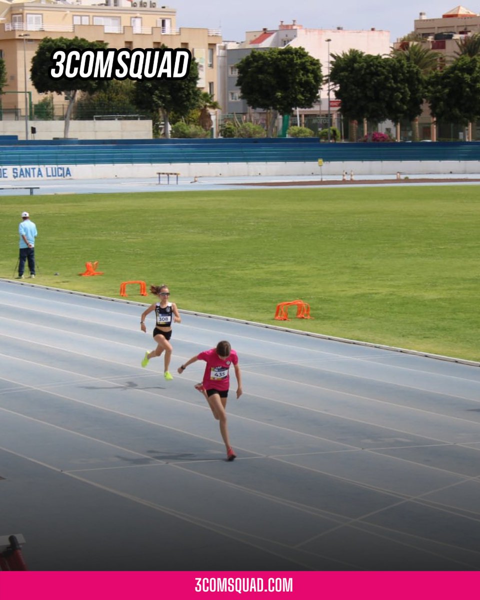 🔥🏃‍♀️ Gran participación del #Atletismo3COM en la pista de invierno de Vecindario (Sub12–Sub16). Triatlones, marcha, vallas, saltos y velocidad: seguimos sumando experiencia y creciendo. 💗🌊

#3COMSquad #MareaRosa