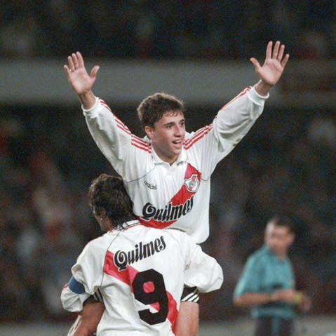 90s Football tweet media