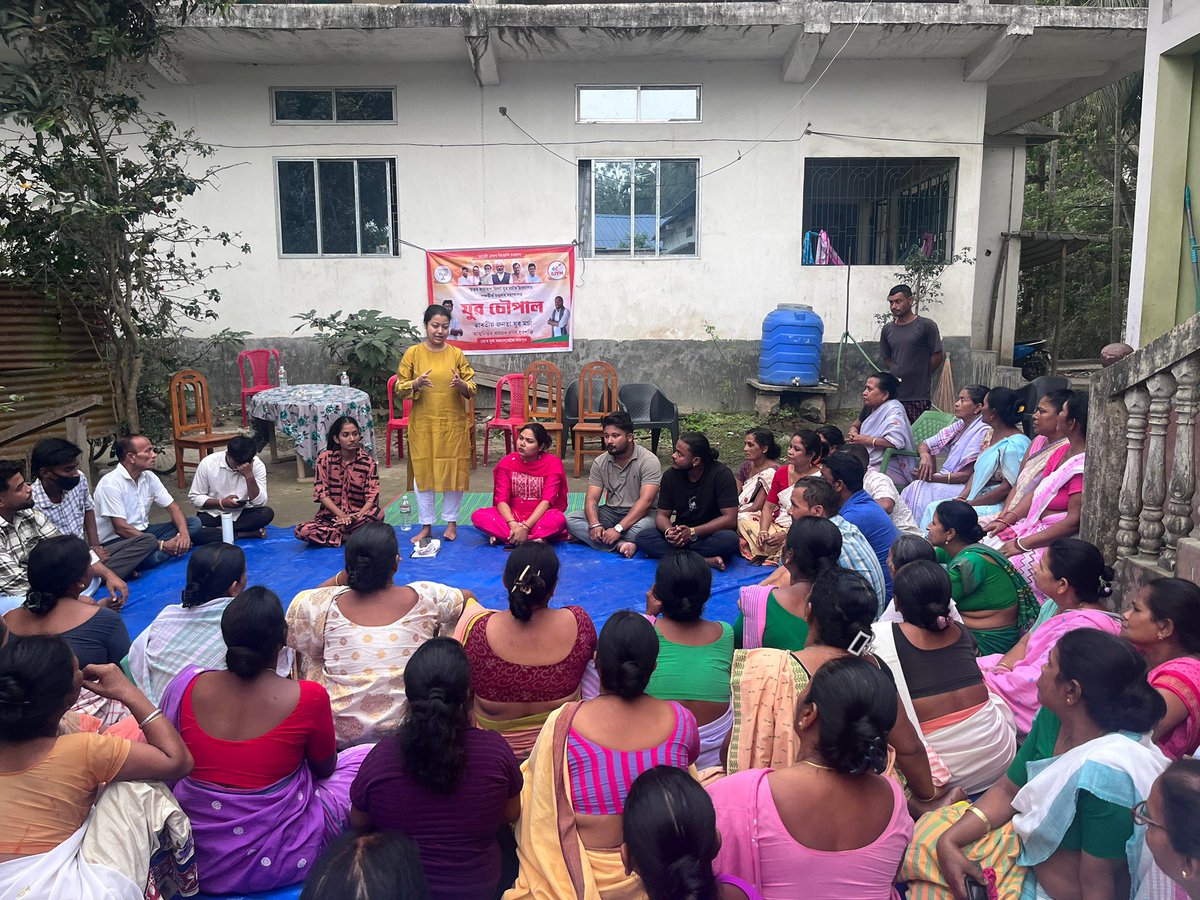 bora_debashree's tweet photo. Interaction with womens of Bor Chapori Gaon. 
Hajo No 1 panchayat 
Panchatirtha mandal 
North Kamrup district https://t.co/OSrSGojgNv