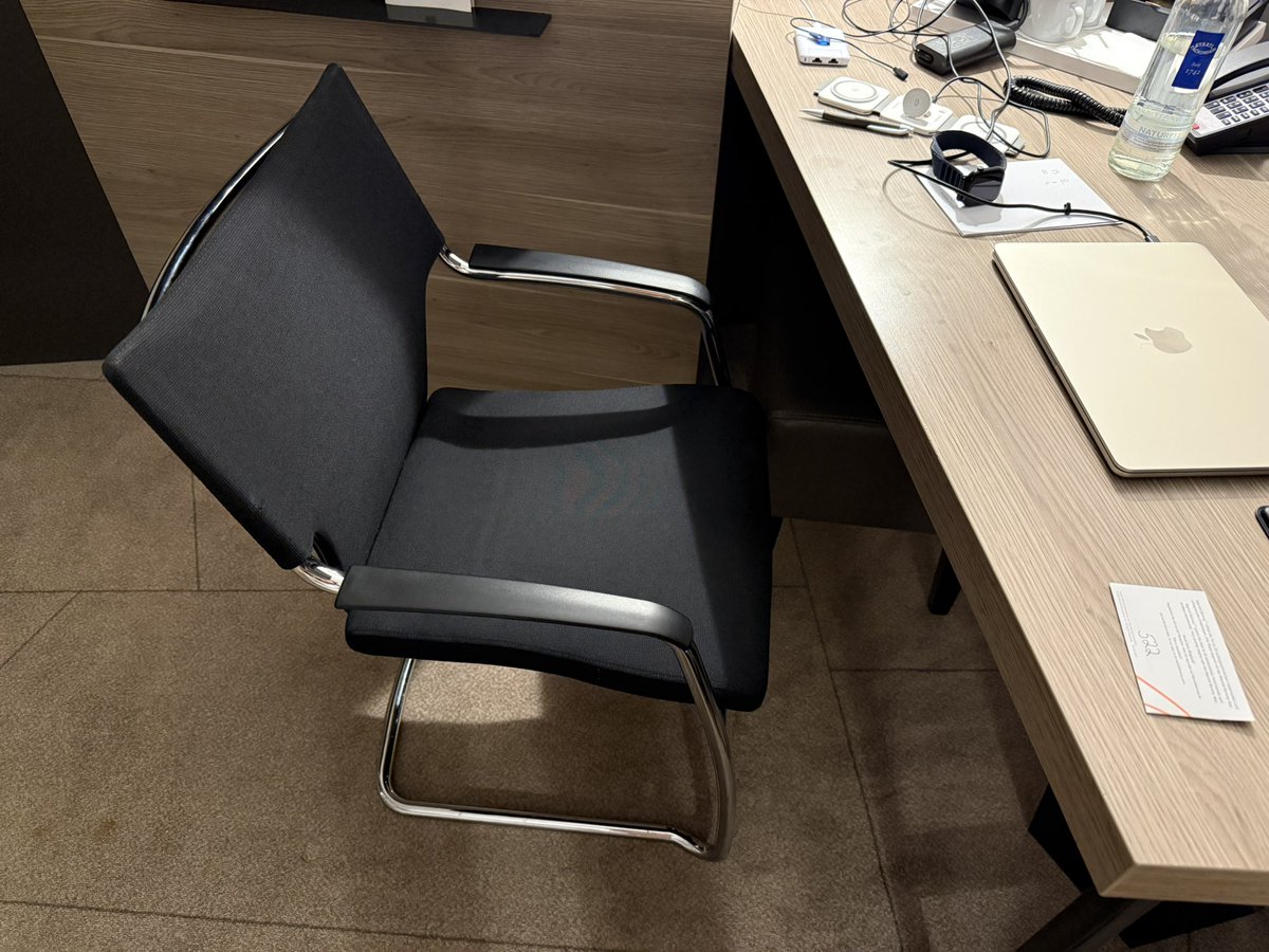 Tim Groenwals tweet media