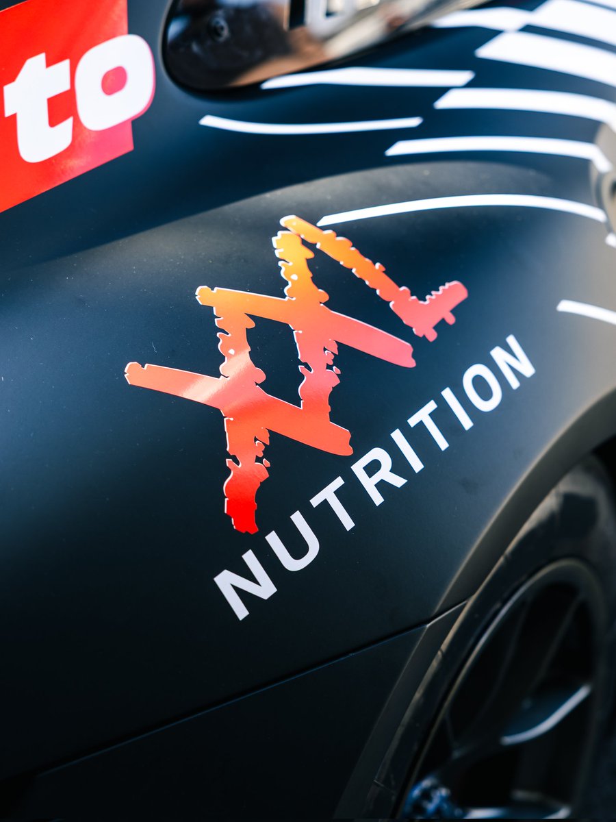 Jimmy Broadbent tweet media