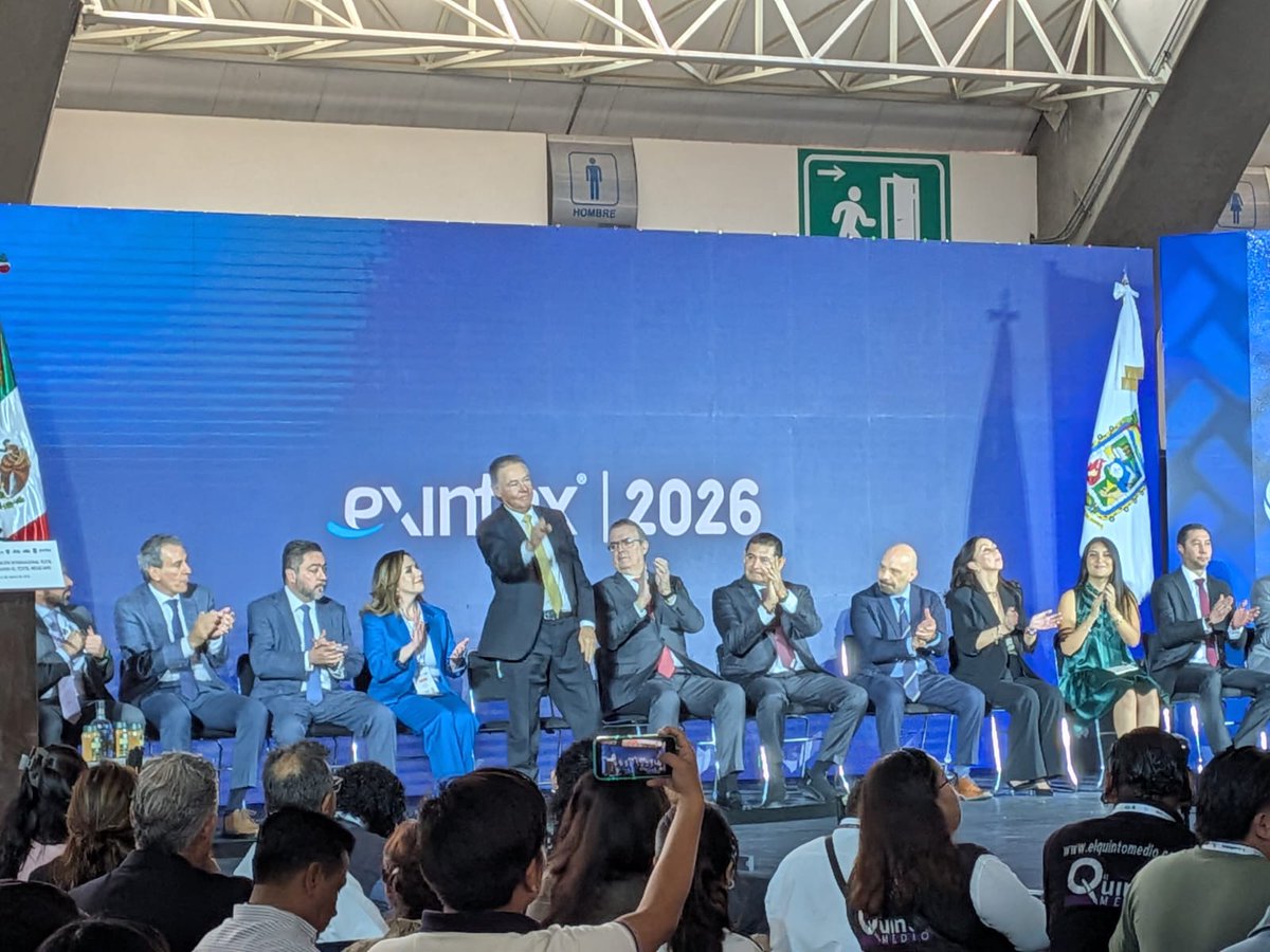 LpzzGabrielaa's tweet photo. @pepechedrauimx @m_ebrard @armentapuebla_ @VictorGabCh @JavierMarCal @CoparmexPdtePue Eventos como #Exintex fortalecen los vínculos entre industria, innovación y desarrollo económico. https://t.co/BD6M9MQwhD