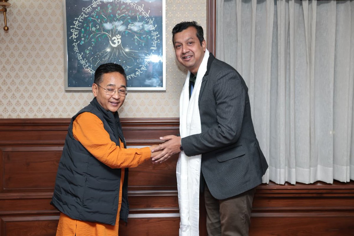manassarma's tweet photo. It's an absolute honour to meet Hon'ble Chief Minister of Sikkim Shri Prem Singh Tamang - Golay sir tonight at his official residence in Gangtok tonight along with visiting PIB media team from Meghalaya.  Gratitude to Hon'ble CM and his team for the wonderful hospitality. https://t.co/FbNT4OeSMp