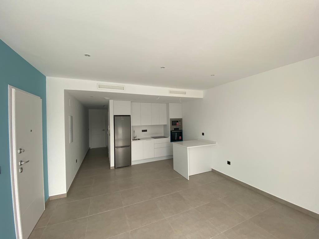 BroklaRealty's tweet photo. Market Alert: Residencial Olivo del Mar  🇪🇸
💰 419,900€ 
🏗️ March 2027 Delivery 
☀️ Solar Power Included 
🏊 Private Pool + Solarium + Summer Kitchen 
📍 Prime Los Alcázares location

https://t.co/5dc8oDDohc

#SpainRealEstate #LosAlcazares #LuxuryVillas #Murcia #Investment2026 https://t.co/vzxvYxJlk5